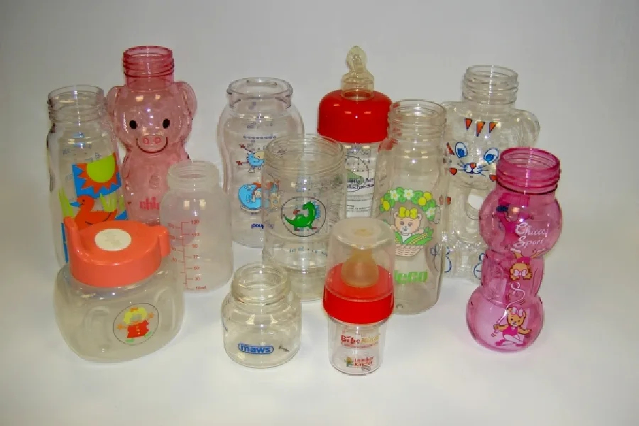 Tampodruk na butelkach dla dzieci